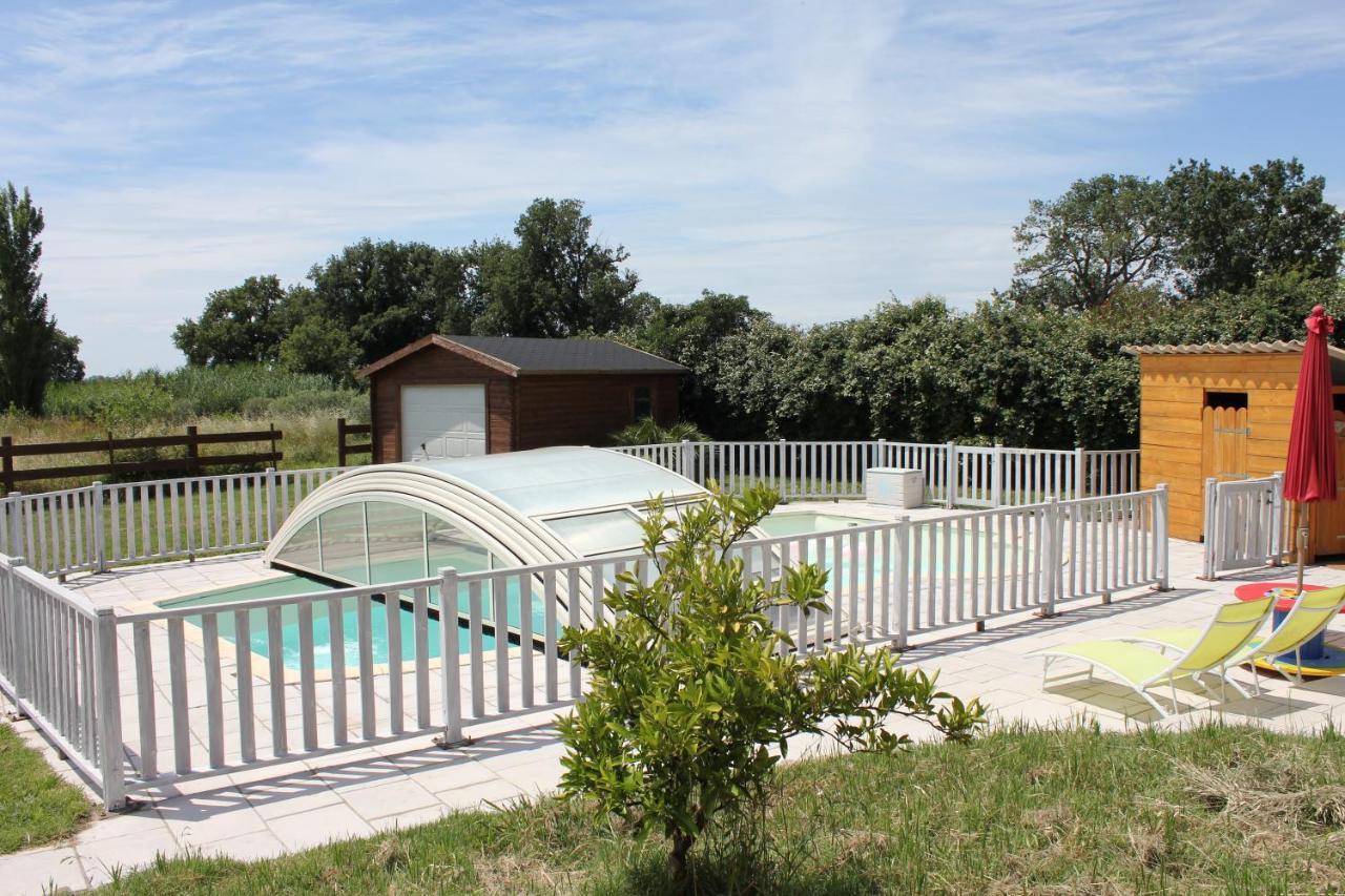 Mas Dou L'Estele Chambre D'Hotes Arles Luaran gambar