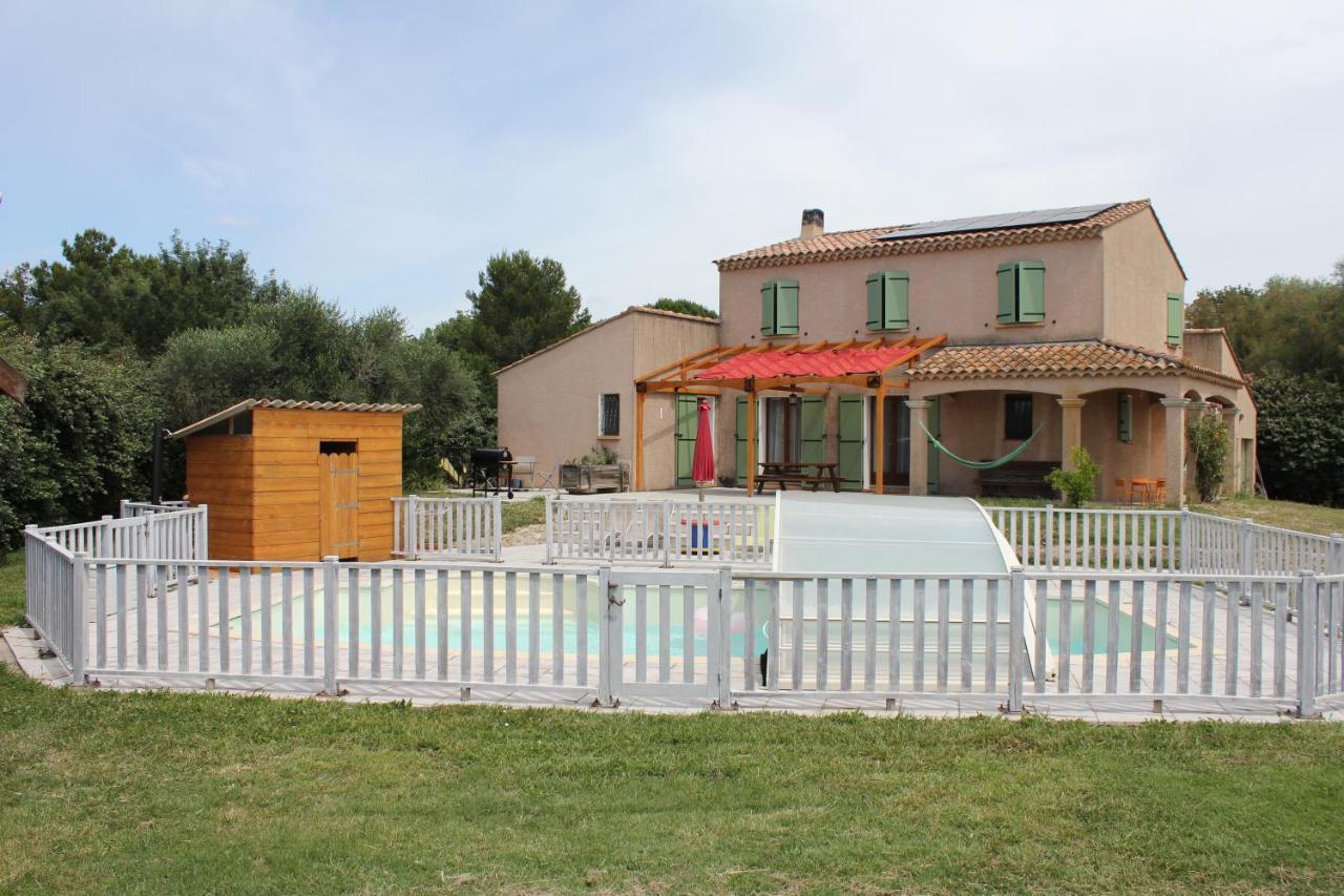 Mas Dou L'Estele Chambre D'Hotes Arles Luaran gambar