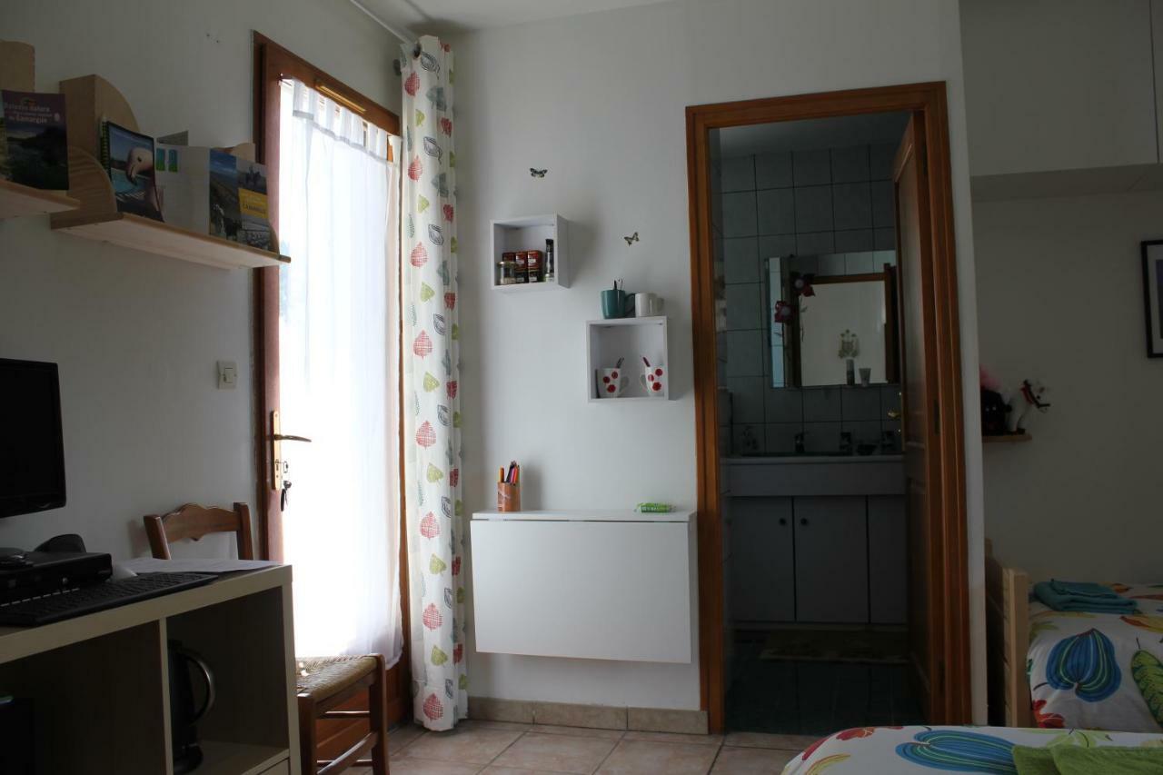 Mas Dou L'Estele Chambre D'Hotes Arles Luaran gambar